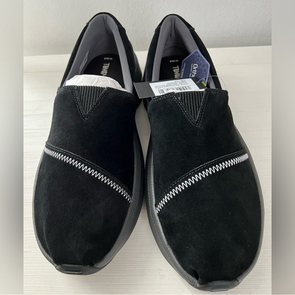 TOMS men’s suede slip on sneakers - Picture 2 of 4